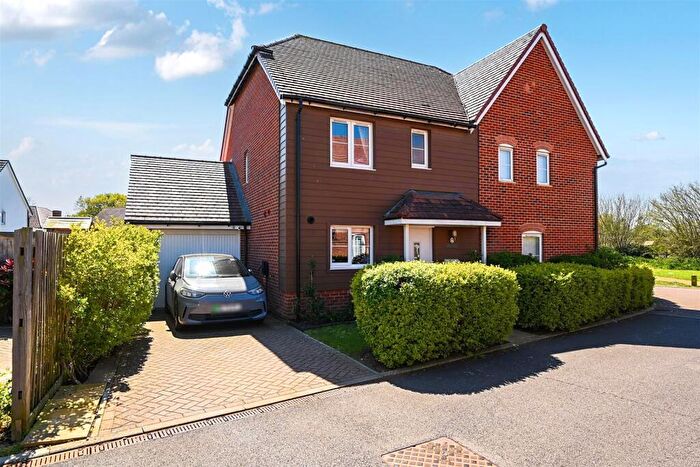 3 Bedroom Semi-Detached House For Sale In Banfield Gardens, Henfield, West Sussex, BN5