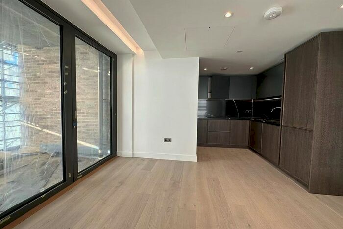 2 Bedroom Flat To Rent In Manusaript Court, Postmark, WC1X