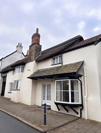 2 Bedroom Apartment To Rent In Newport Road, Barnstaple, Devon, EX32