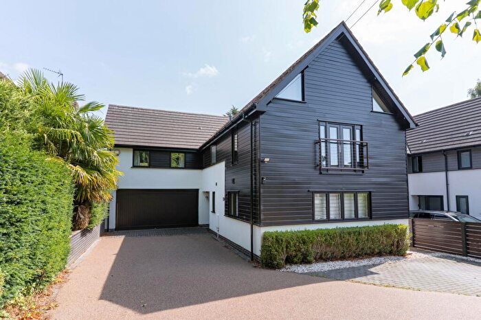 5 Bedroom Detached House For Sale In St. Catherines Road, Blackwell, B60