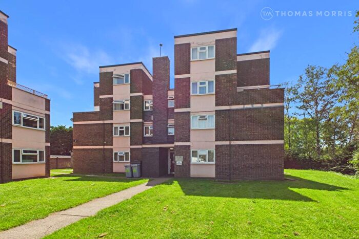 1 Bedroom Apartment For Sale In Hall Road, Eynesbury, St. Neots, Cambridgeshire, PE19