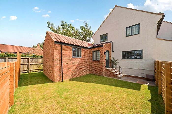 2 Bedroom Flat For Sale In Lower Dunsforth Village, Lower Dunsforth, York, YO26