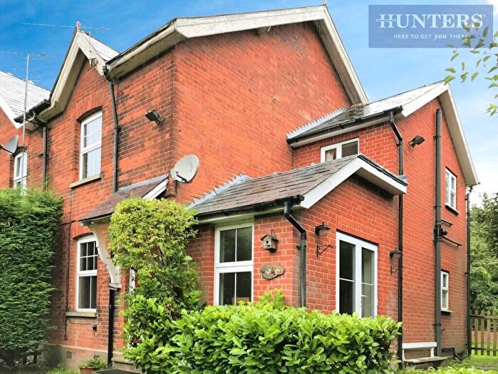 2 Bedroom End Of Terrace House To Rent In Brickhouse Farm Cottages, Stanstead Abbotts, SG12