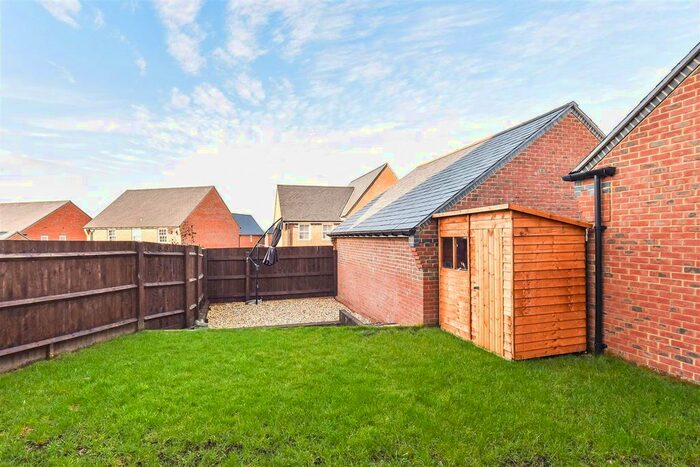 4 Bedroom Detached House For Sale In Plant Farm Crescent
