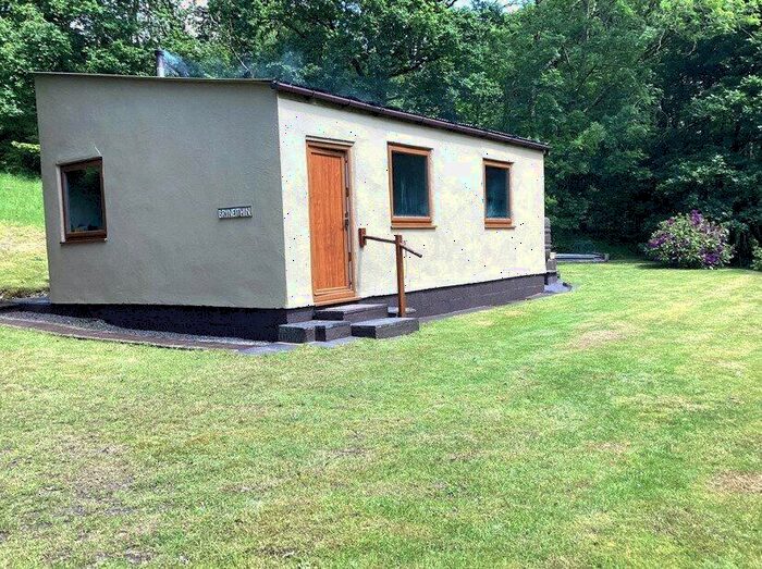1 Bedroom Bungalow For Sale In Abergorlech Road, Carmarthen, Carmarthenshire, SA32