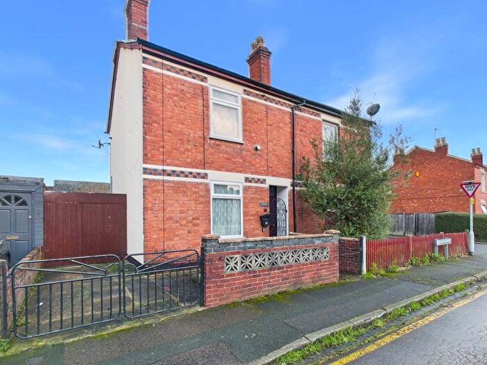 3 Bedroom Semi Detached House For Sale In Adelaide Street, Gloucester, Gloucestershire, GL1
