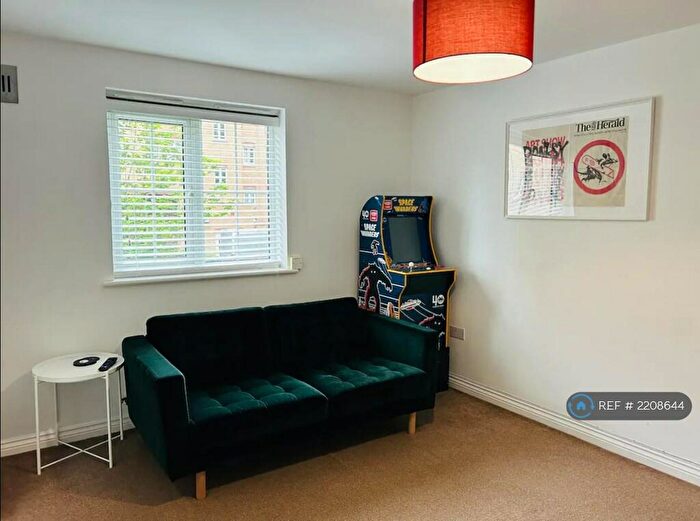 1 Bedroom Flat To Rent In Kidman Close, Romford, RM2