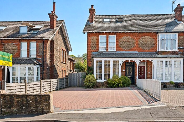 5 Bedroom Semi-Detached House For Sale In Mill Road, Burgess Hill, West Sussex, RH15