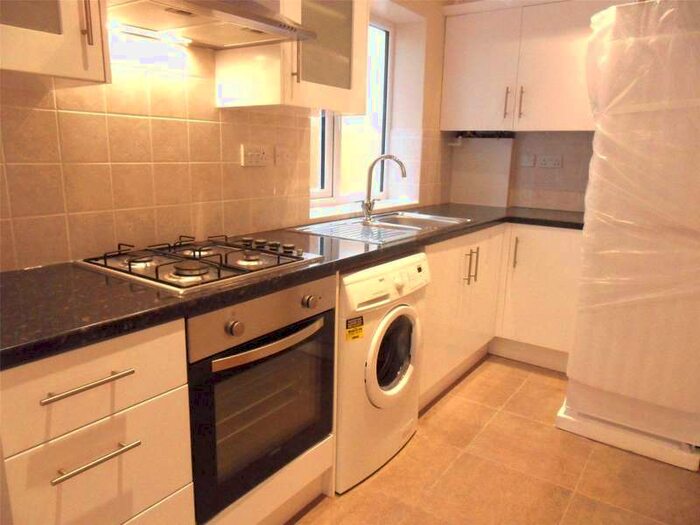 2 Bedroom Apartment To Rent In Brighton Road, Coulsdon, CR5