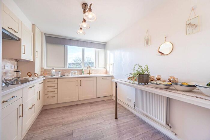 1 Bedroom Flat To Rent In Barnhill Road, Wembley Park, Wembley, HA9