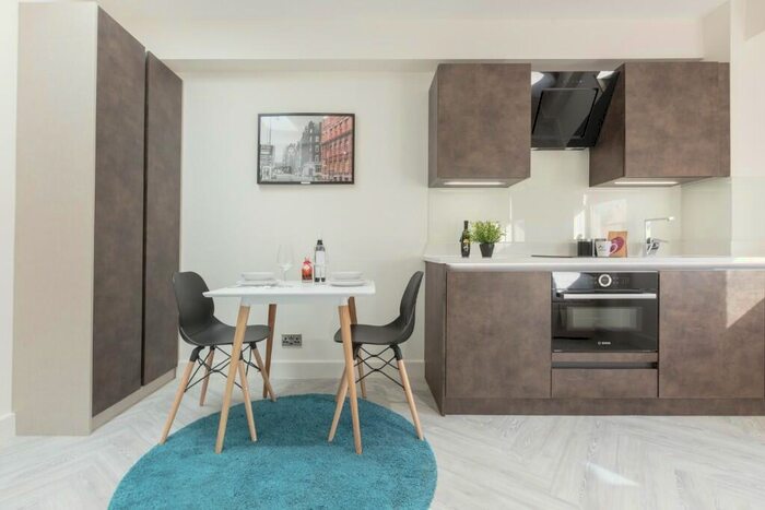 Apartment To Rent In Artillery House, Studio Apartment, M3