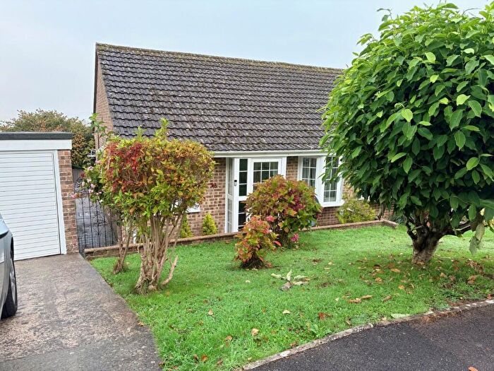 2 Bedroom Semi-Detached Bungalow To Rent In Russet Way, Yeovil, BA20