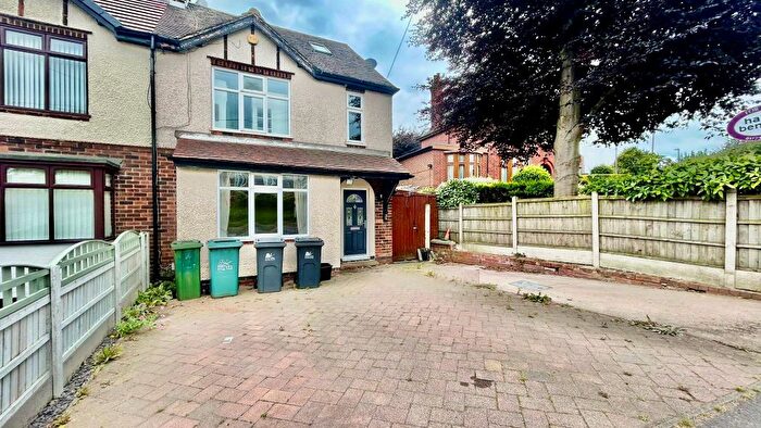 4 Bedroom Property To Rent In Steam Mill Lane, Ripley, DE5