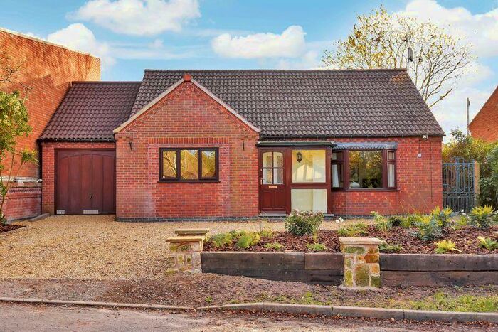 3 Bedroom Bungalow To Rent In Gartree Court, Melton Mowbray, LE13
