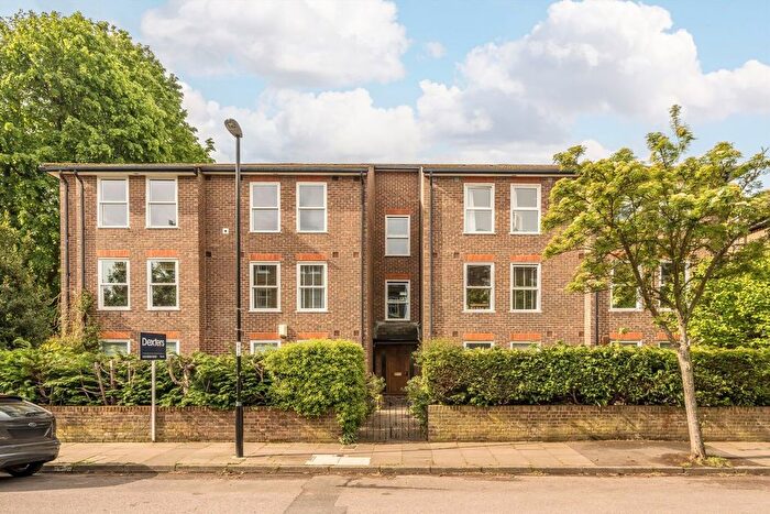 2 Bedroom Flat To Rent In Cranfield Road, Brockley, SE4