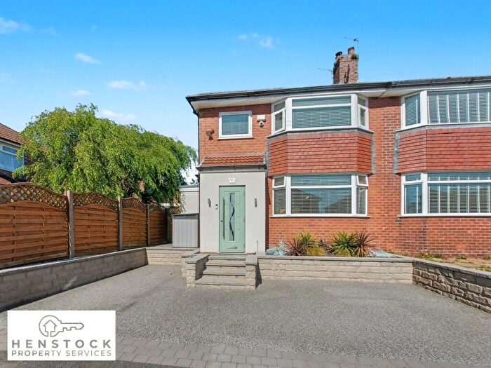 3 Bedroom Semi-Detached House For Sale In Wharfedale Avenue, Moston, Manchester, M40