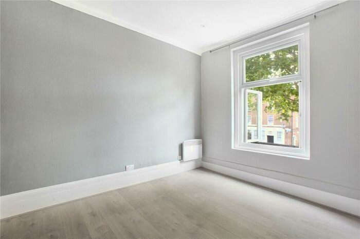 1 Bedroom Apartment To Rent In Kingsland Road, London, E8