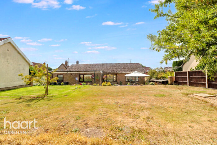 3 Bedroom Bungalow For Sale In Cook Road, Holme Hale, IP25