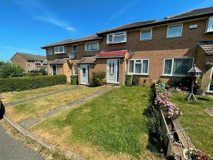 3 Bedroom Terraced House To Rent In Oakridge, Furzton, Milton Keynes, MK4