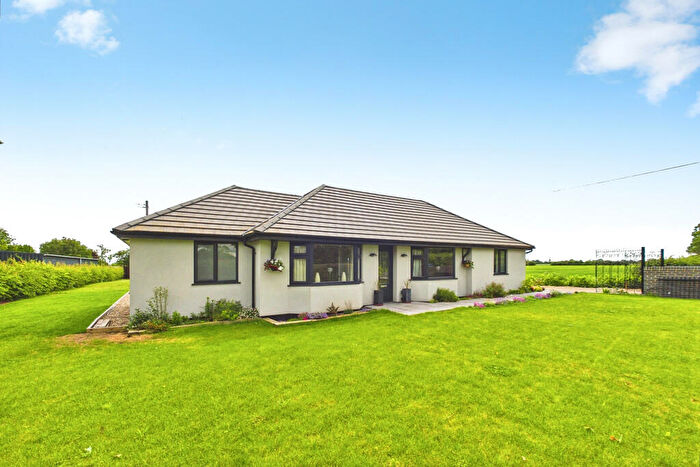 4 Bedroom Detached Bungalow For Sale In Stone Street, Spexhall, Halesworth, IP19