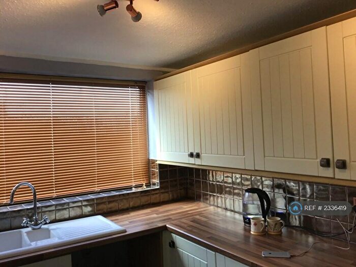 4 Bedroom Terraced House To Rent In North Lodge Avenue, Harrogate, HG1