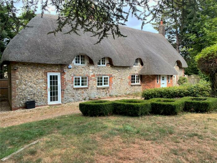 4 Bedroom Detached House For Sale In Southend, Ogbourne St. George, Marlborough, Wiltshire, SN8