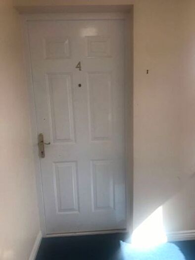 2 Bedroom Flat To Rent In Humber Street, Cheetham Hill, Manchester, M8