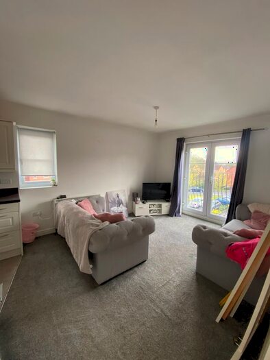 1 Bedroom Flat To Rent In St Michaels View, Widnes, WA8