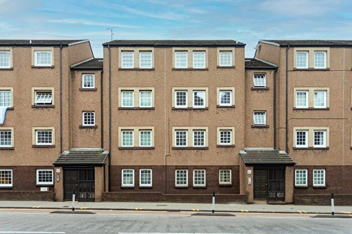 1 Bedroom Flat To Rent In Causewayside, Newington, Edinburgh, EH9