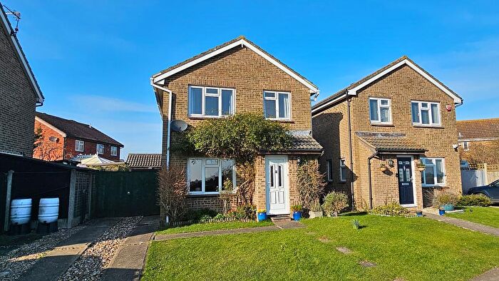 4 Bedroom Detached House For Sale In Broomfield Road, Herne Bay, CT6