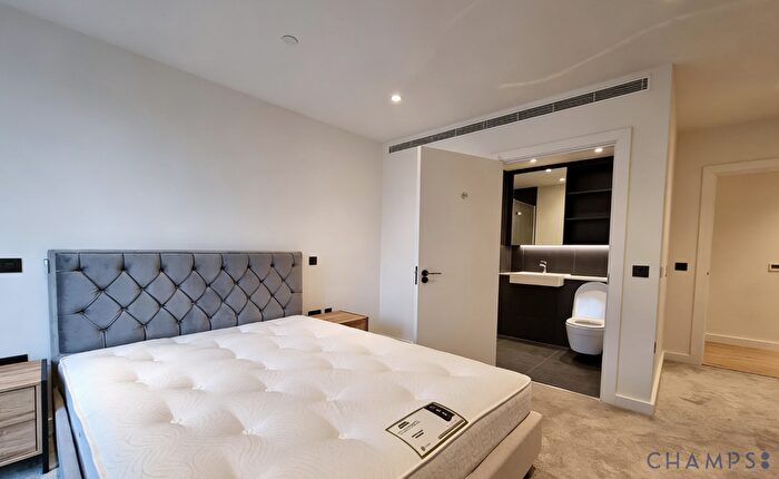 2 Bedroom Flat To Rent In Golden Lane, EC1Y