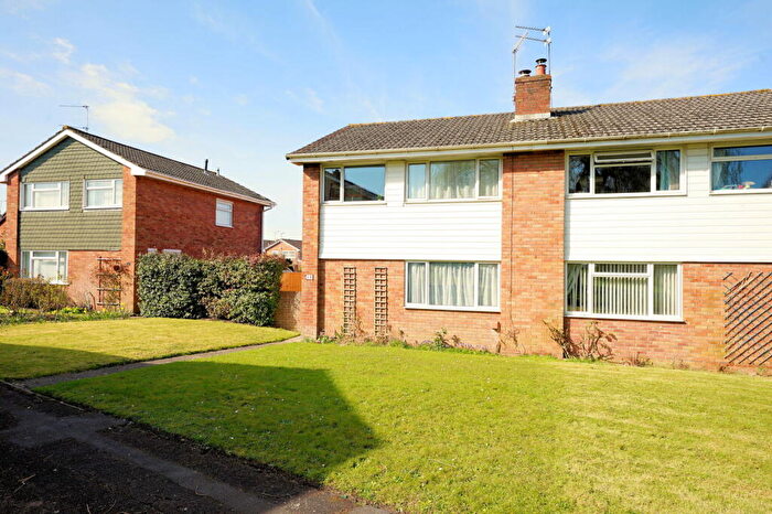 3 Bedroom Semi Detached House For Sale In A Quiet Established Location In Nailsea, BS48