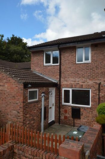 3 Bedroom Terraced House To Rent In Silk Mill Approach, Leeds, LS16