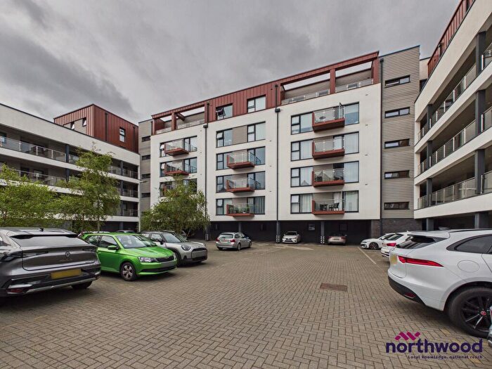 1 Bedroom Flat For Sale In Kingdom Street, Quadrant Wharf, Plymouth, PL1