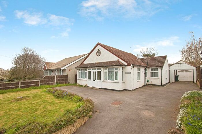 2 Bedroom Bungalow For Sale In Church Hill, Dartford, Kent, DA2