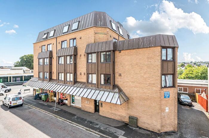 1 Bedroom Flat For Sale In Gerston Road, Paignton, Devon, TQ4