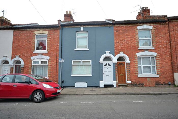 3 Bedroom Terraced House To Rent In Alcombe Road, Northampton, NN1