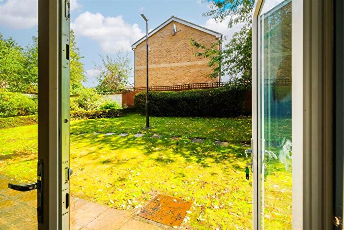 1 Bedroom Flat To Rent In Thomas Jacomb Place, London, E17