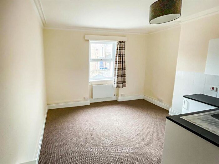 1 Bedroom Apartment To Rent In Charlton Street, Llandudno, Conwy, LL30