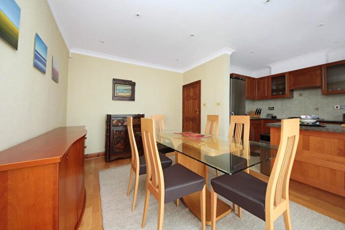 3 Bedroom End Of Terrace House For Sale In Brentmead Gardens, London, NW10