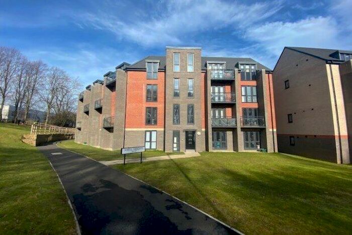3 Bedroom Flat To Rent In Shiell Heights, Durham, DH1