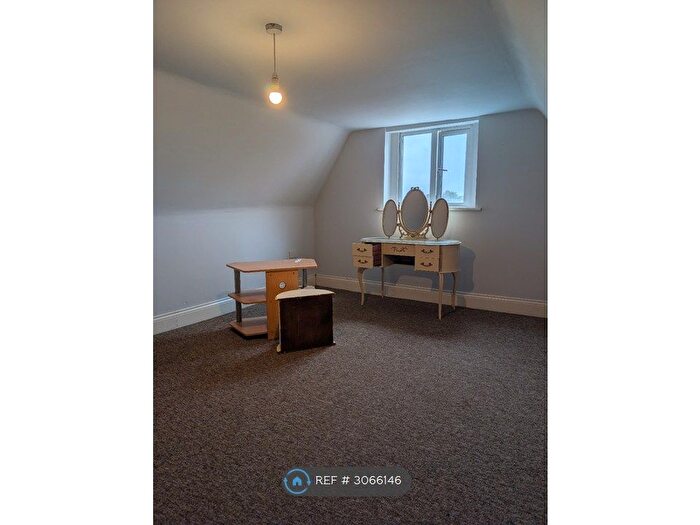 2 Bedroom Flat To Rent In High St, King's Lynn, PE30