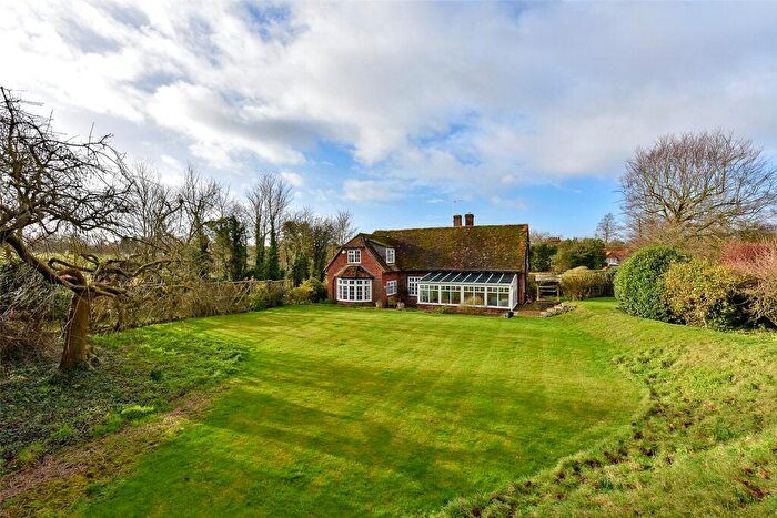 3 Bedroom Detached House To Rent In Upperton, Brightwell Baldwin, Watlington, Oxfordshire, OX49