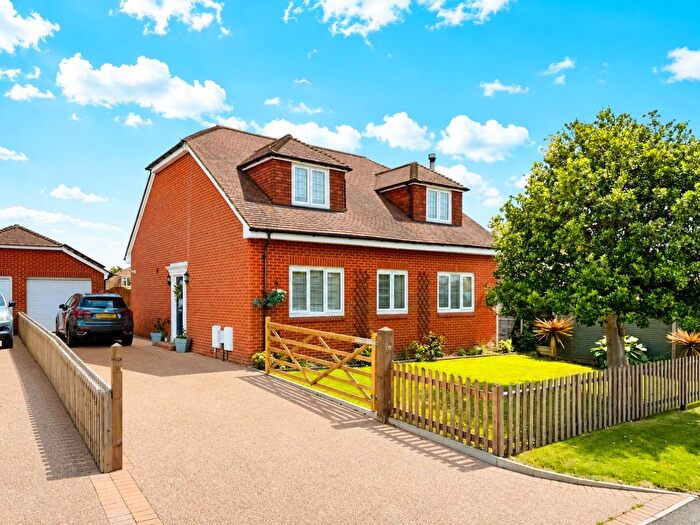 4 Bedroom Detached House For Sale In Seaway Gardens, St. Marys Bay, TN29
