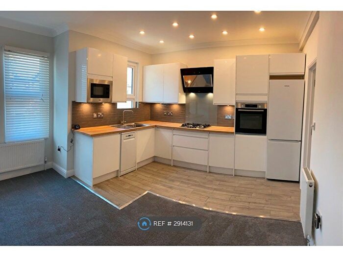2 Bedroom Maisonette To Rent In Lawn Gardens, London, W7