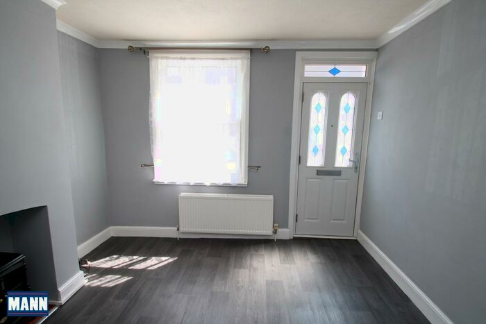 2 Bedroom House To Rent In Mount Pleasant Road, Dartford, DA1