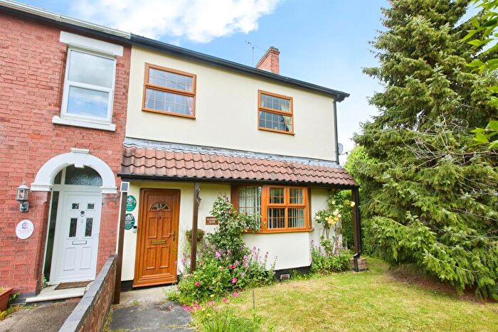 4 Bedroom Semi-Detached House For Sale In Derby Road, Draycott, Derby, DE72