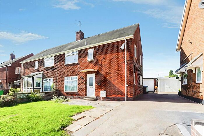 4 Bedroom Semi-Detached House For Sale In Farnborough Road, Clifton, Nottingham, NG11