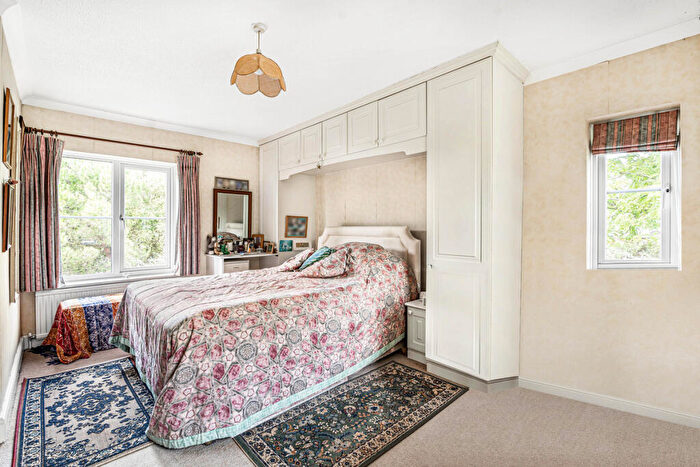 5 Bedroom Detached House For Sale In Mill Paddock, Abingdon, OX14