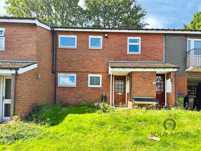 1 Bedroom Maisonette For Sale In Crown Walk, Tipton, West Midlands, DY4